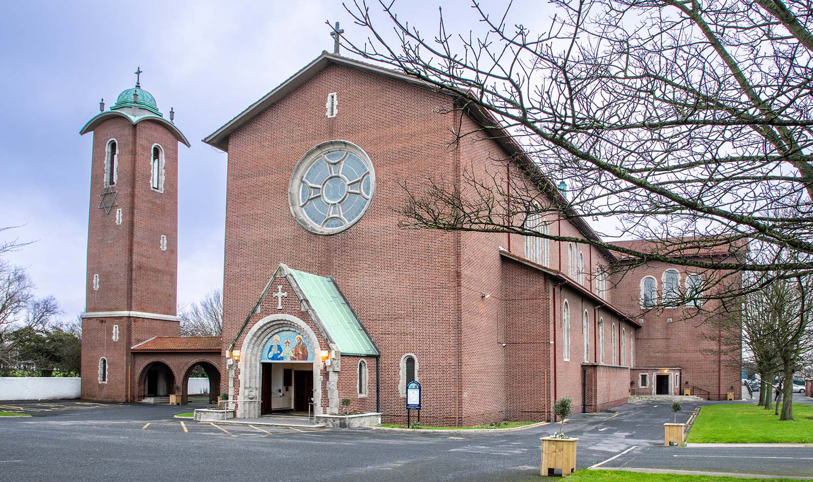 Holy Child, Whitehall Interior